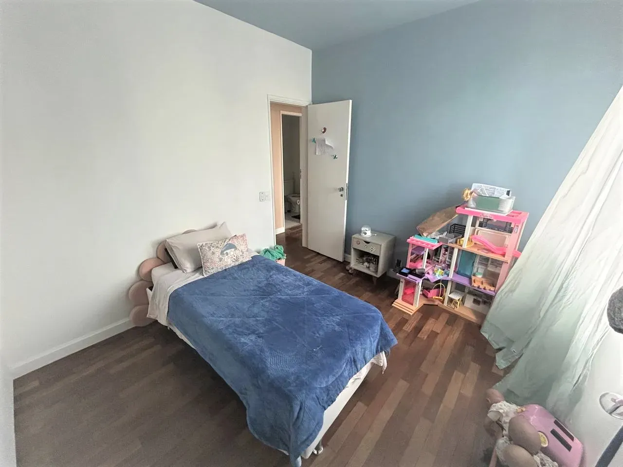 3-bedroom apartment with laundry area and 105 m² — photo 15