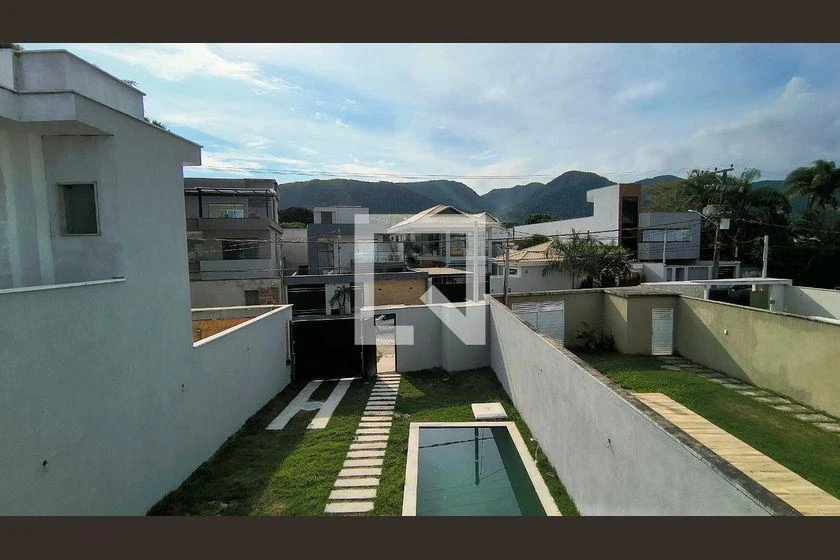 4-bedroom house with 210 m² and 4 parking spaces — photo 10