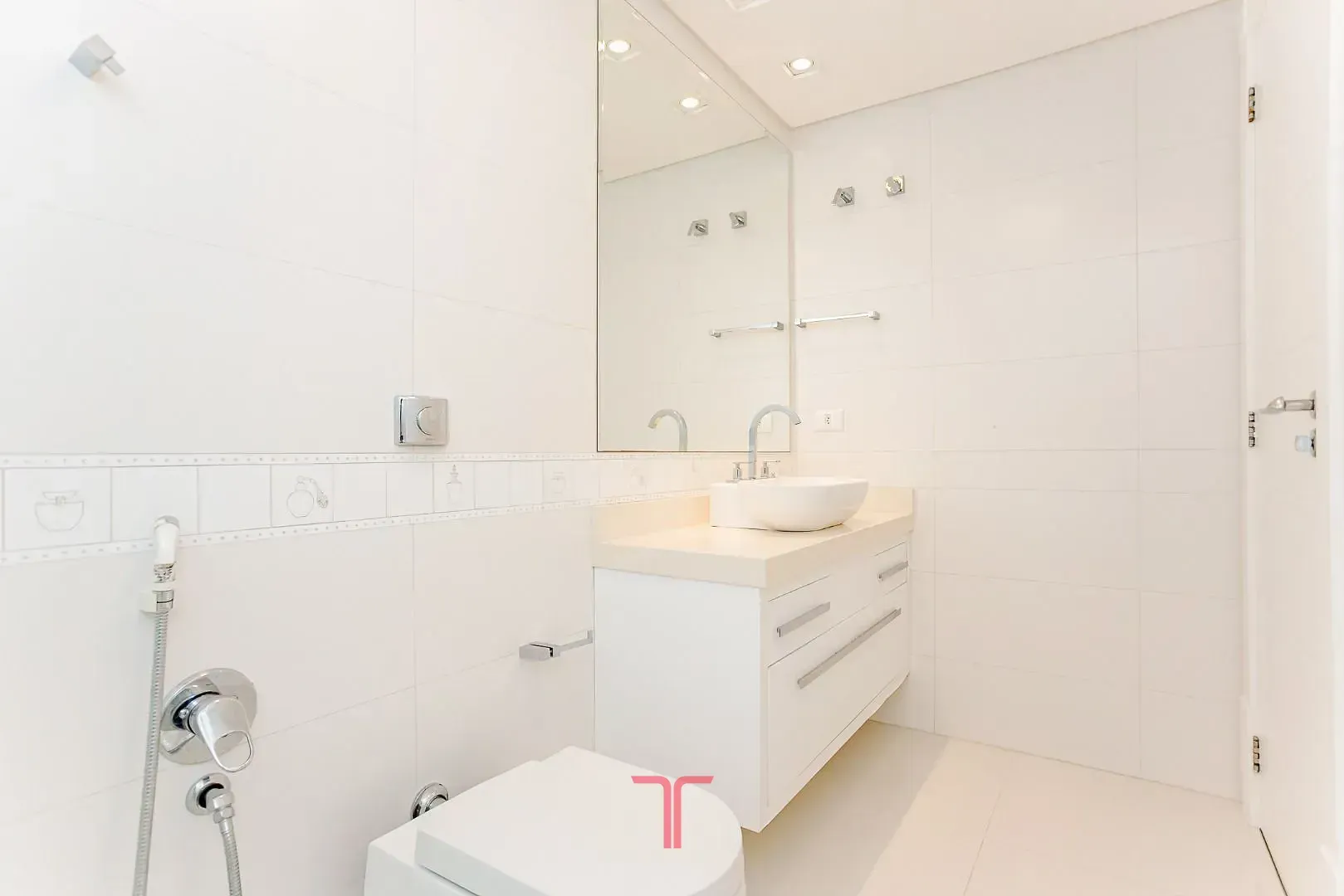 Дом 550 м² с 5 спальнями и приватным садом — photo 111