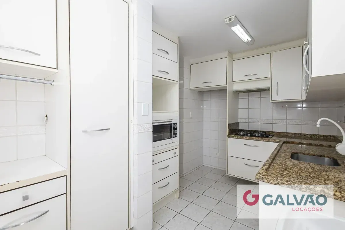 Home office in a 3-bedroom apartment, 58 m² — photo 15