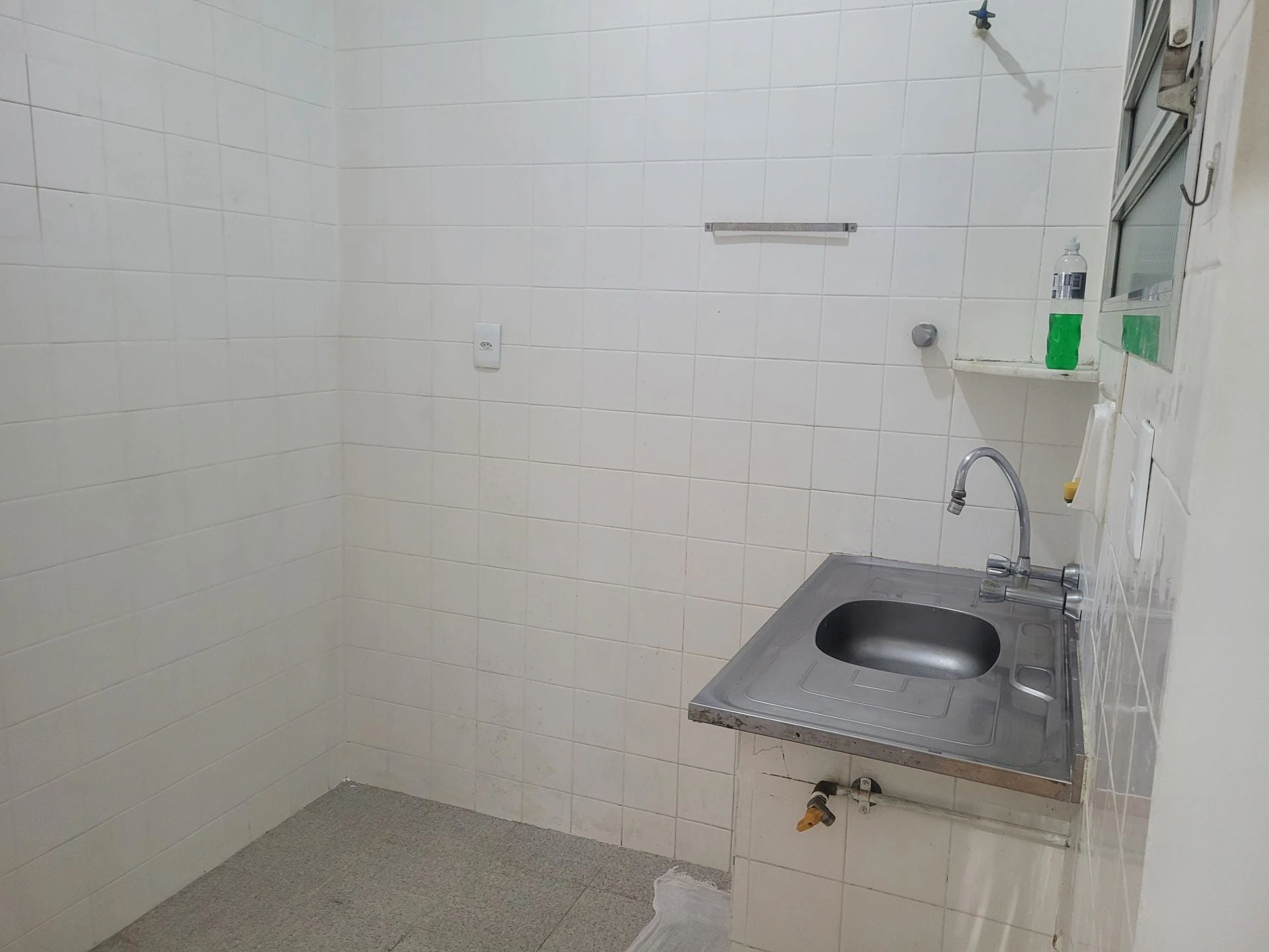 Apartment, 65 m², with wood or laminate floors — photo 5