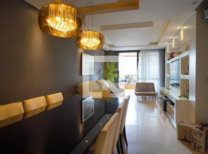 Rental apartment with 2 en-suite bedrooms and 200 m² — photo 3