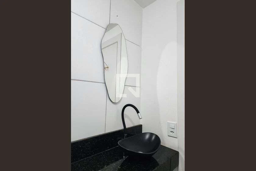 Furnished 44 m² apartment with open-plan kitchen — photo 4