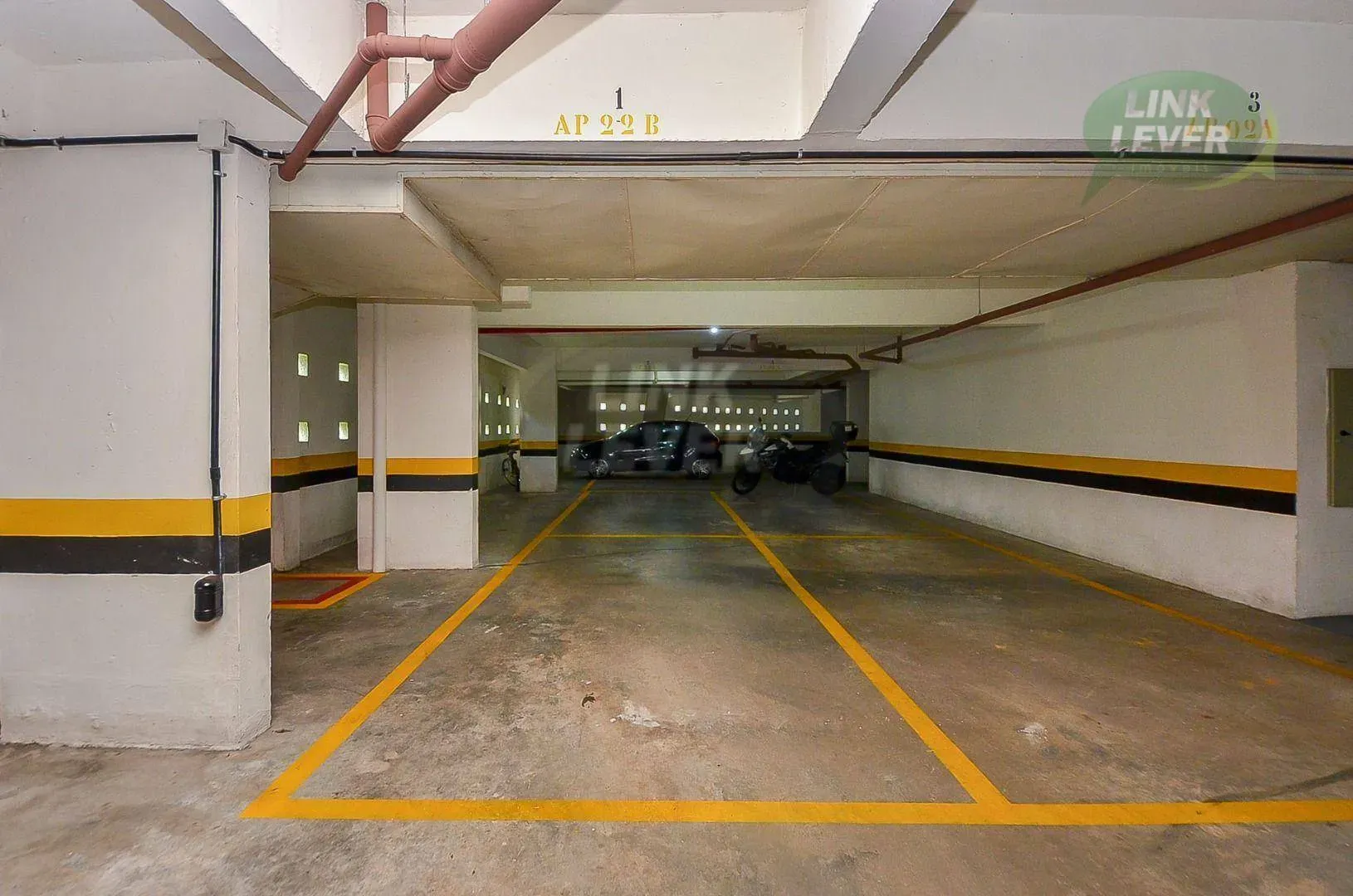Balcony with a grill in a 3-bedroom apartment, 88 m² — photo 30