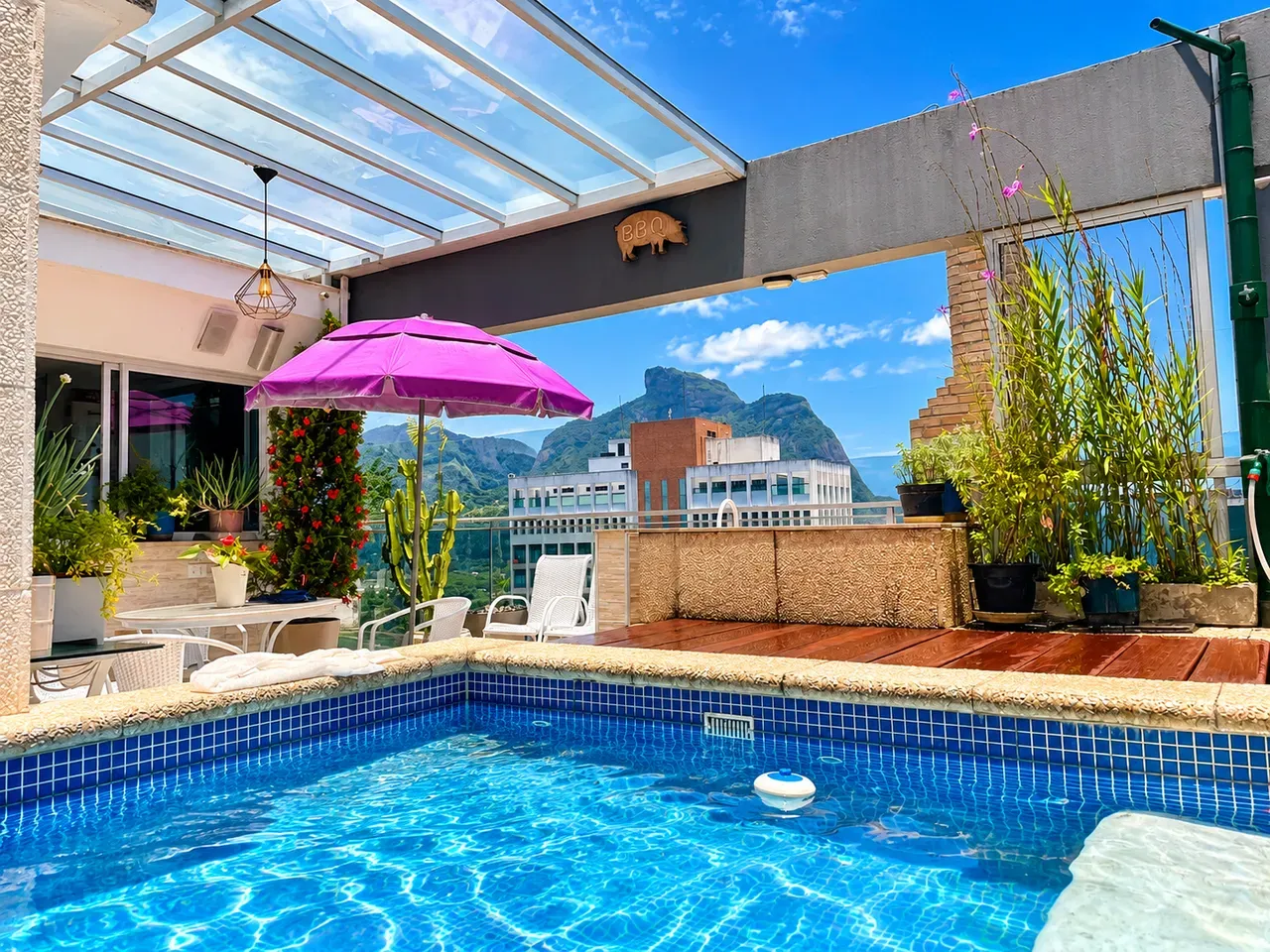 Furnished apartment, 138 m², with a grill on the balcony — photo 4