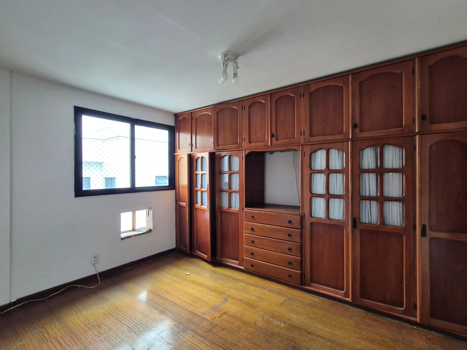 Rental apartment with 4 bedrooms and 3 en-suite baths — photo 14