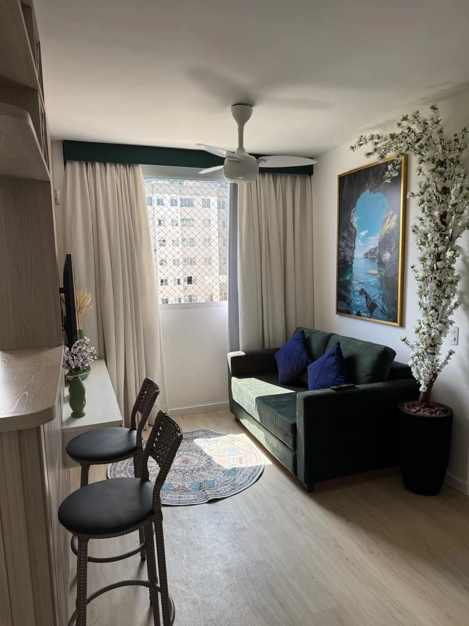 Furnished 2-bedroom apartment with 2 bathrooms — photo 7
