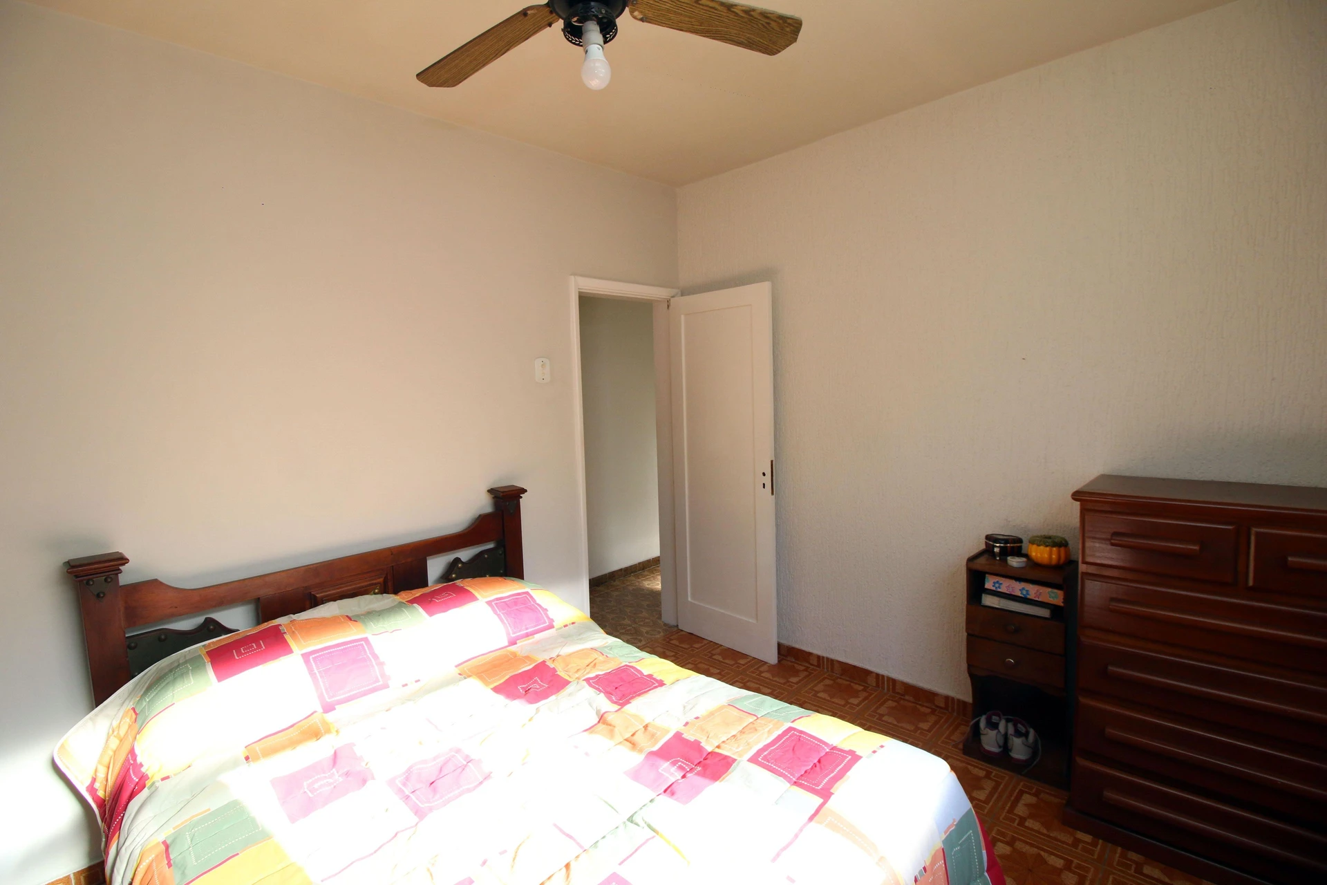 Rental apartment with 2 bedrooms and a balcony — photo 17