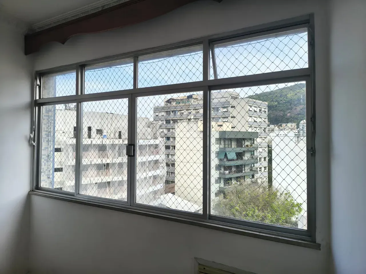Apartment, 100 m², with wood or laminate floors — photo 10