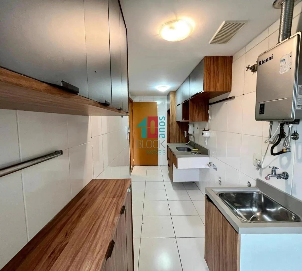 Apartamento de 3 quartos em condomínio com academia — photo 2
