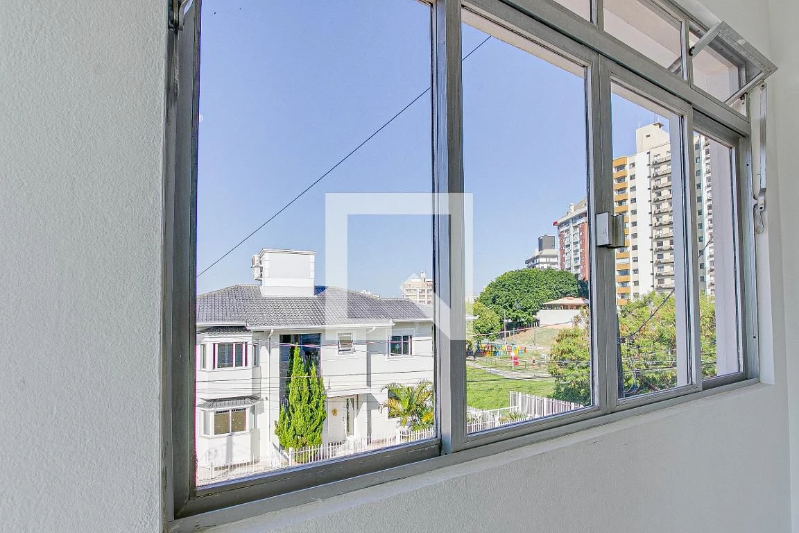 4-bedroom house with a garden in Florianópolis — photo 25