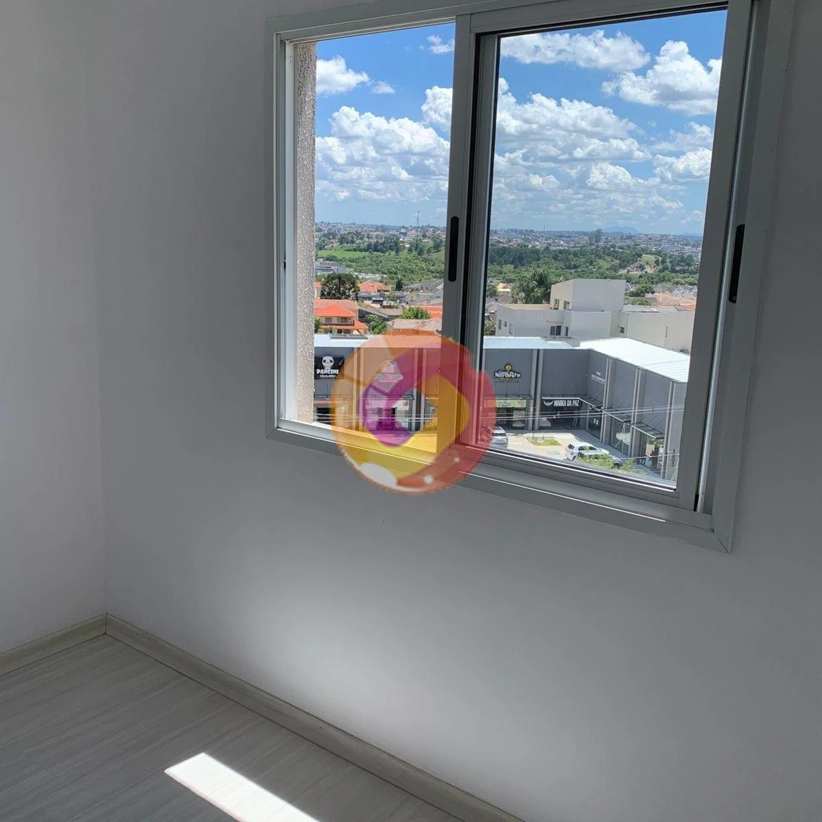 3-bedroom apartment in a building with a pool — photo 2