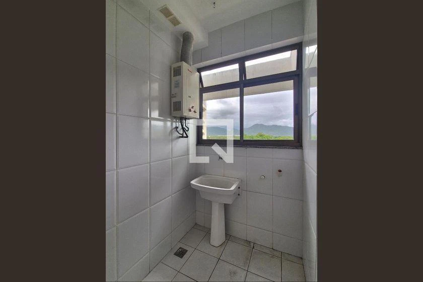 2-bedroom apartment with a mountain view in Rio de Janeiro — photo 22