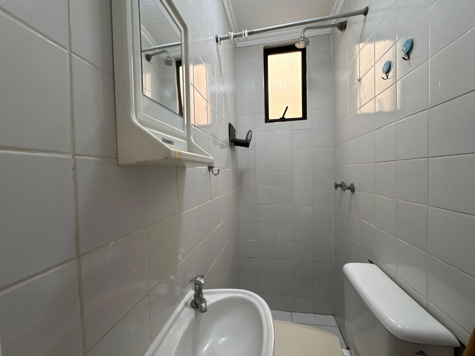 Орендна квартира з балконом: 2 кімнати та 1 спальня з ванною — photo 12