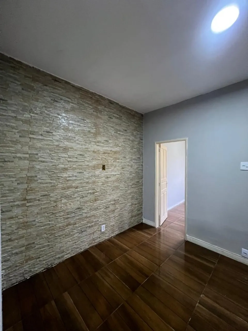 House, 52 m², with wood or laminate floors
