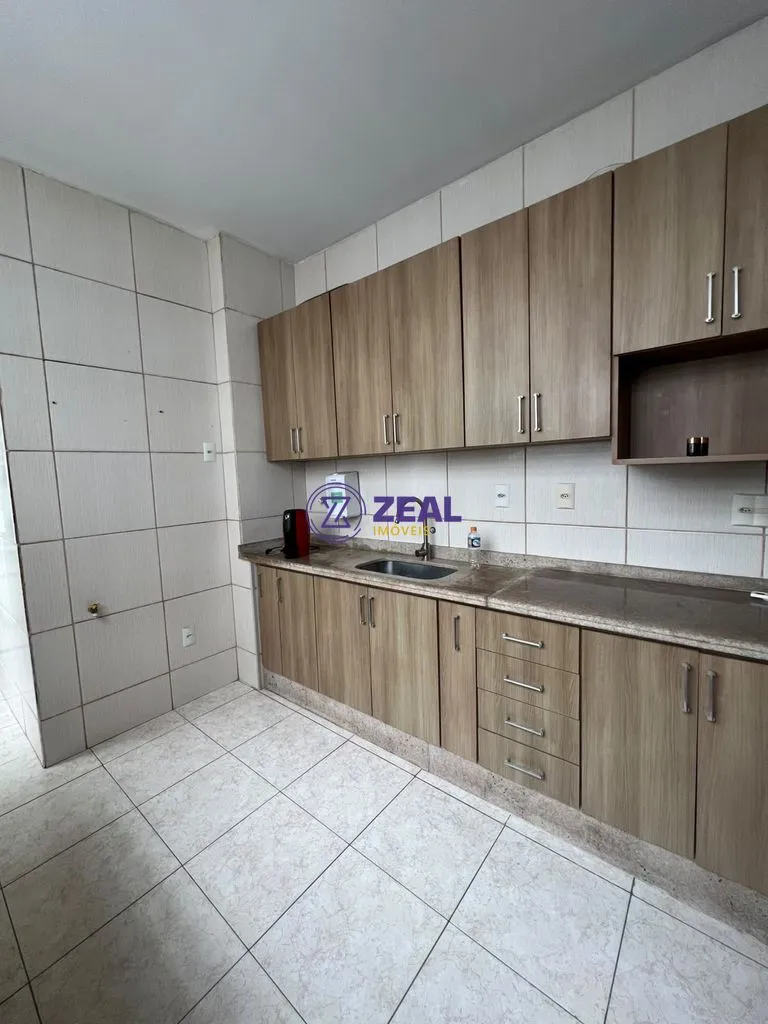 3-bedroom apartment, 1 with its own bathroom, 102 m² — photo 2