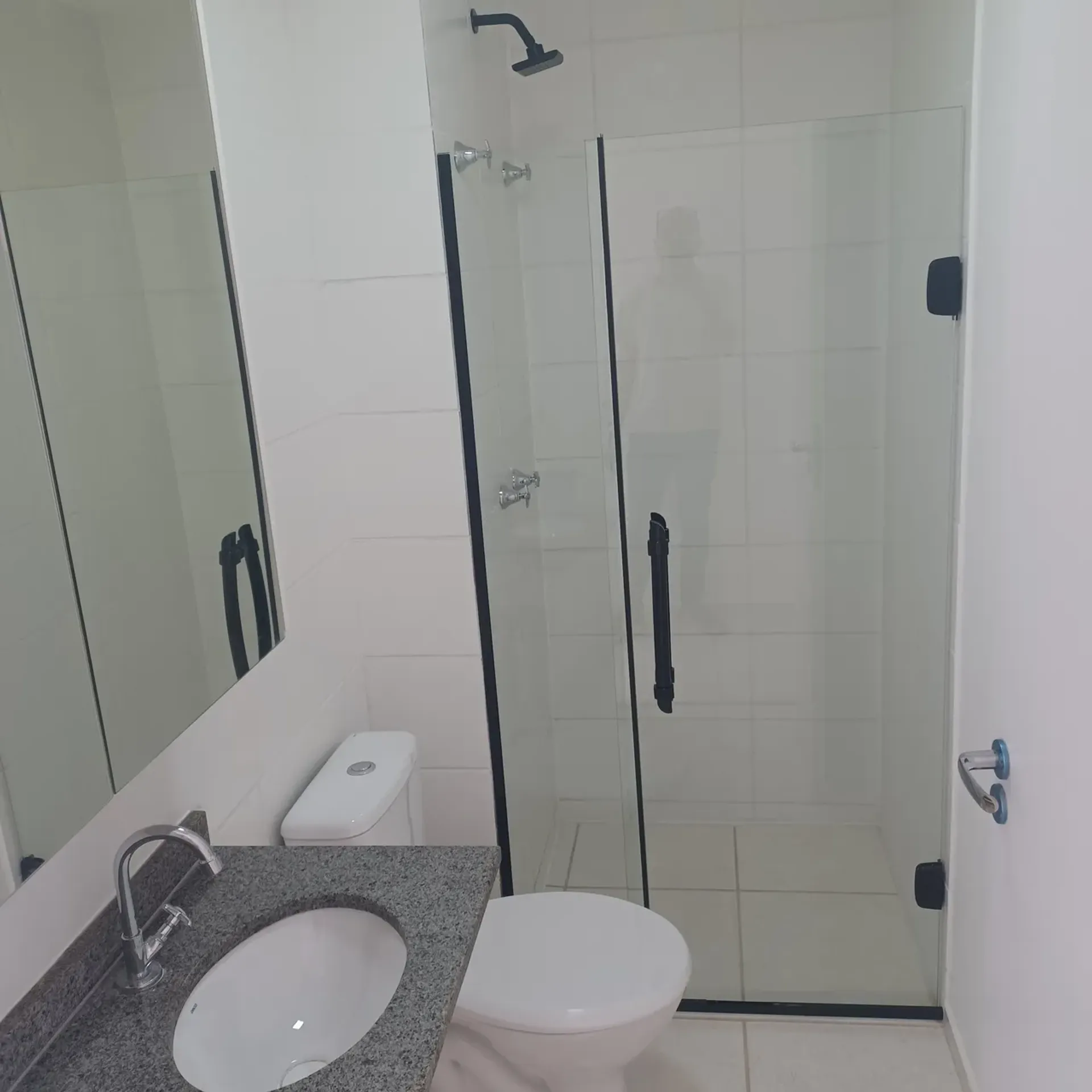 Apartamento sem mobília com 3 quartos e 2 banheiros — photo 22