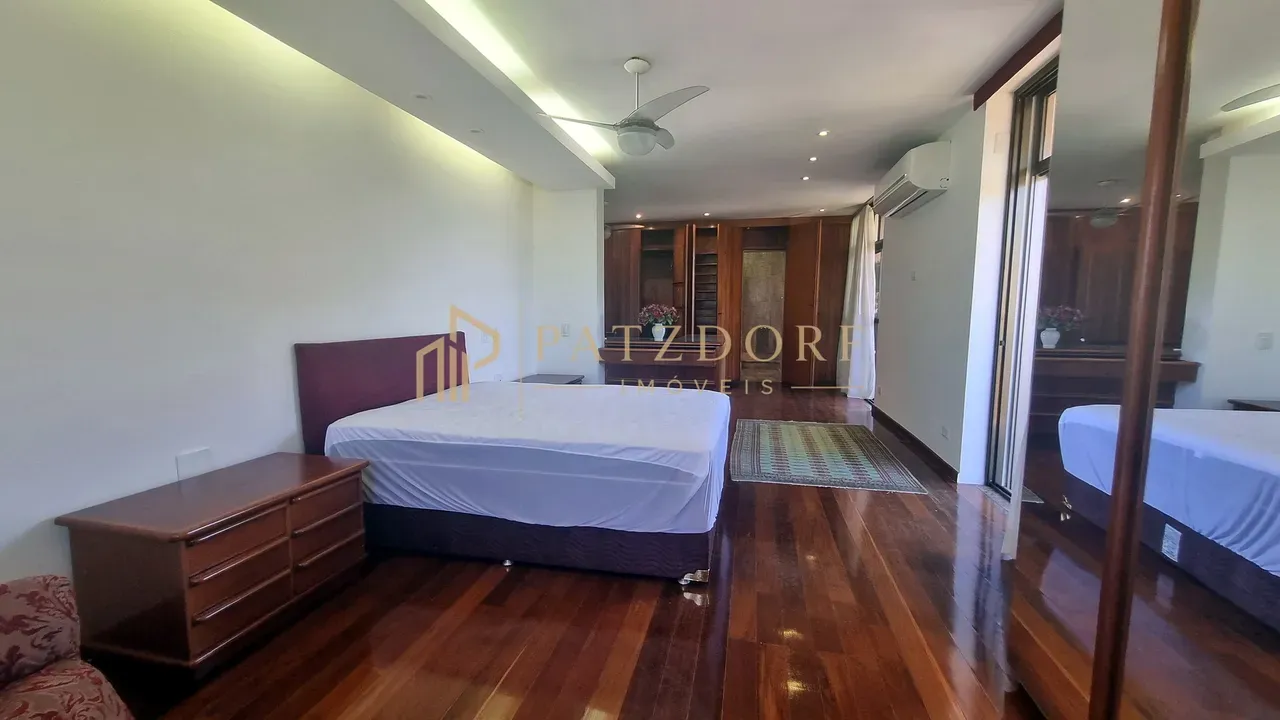 Apartamento 270 m² com 4 quartos e cozinha fechada — photo 10
