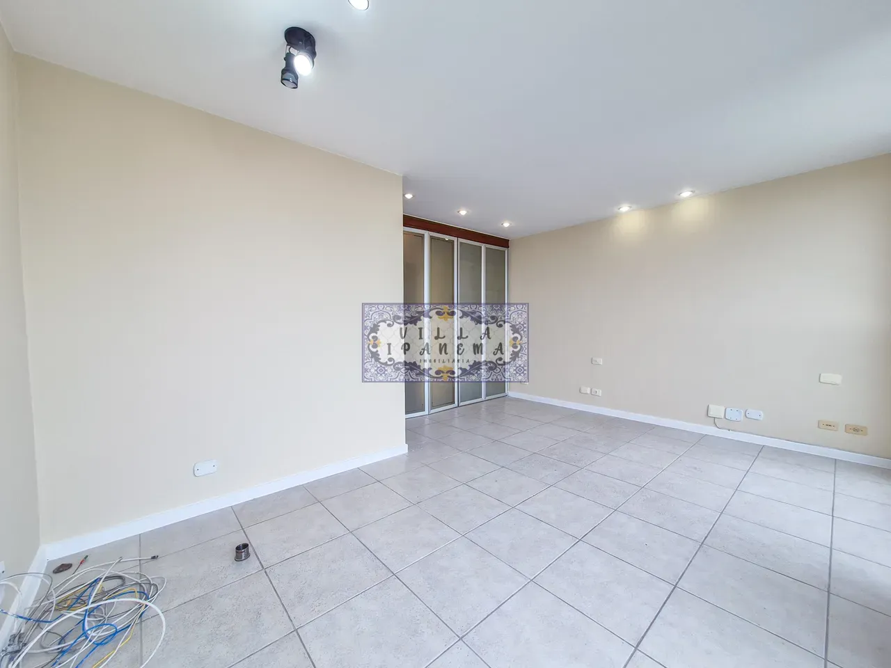 200 m² apartment with 3 en-suite bedrooms and private BBQ — photo 46