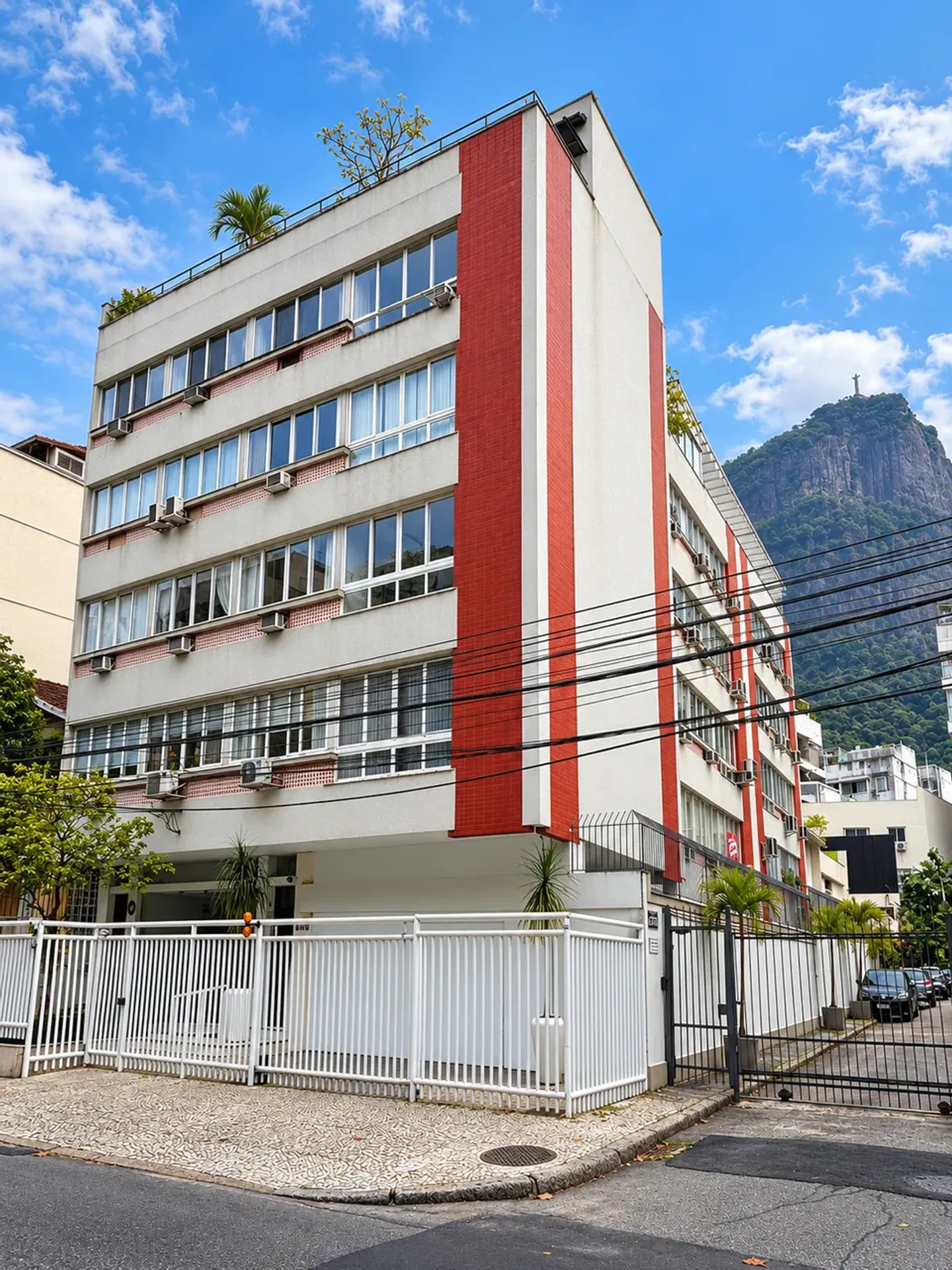 3-bedroom apartment with a dishwasher in Rio de Janeiro — photo 16