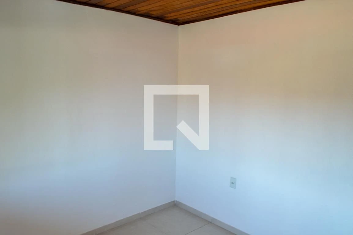 Condominium house with 2 bedrooms and a glass shower — photo 24