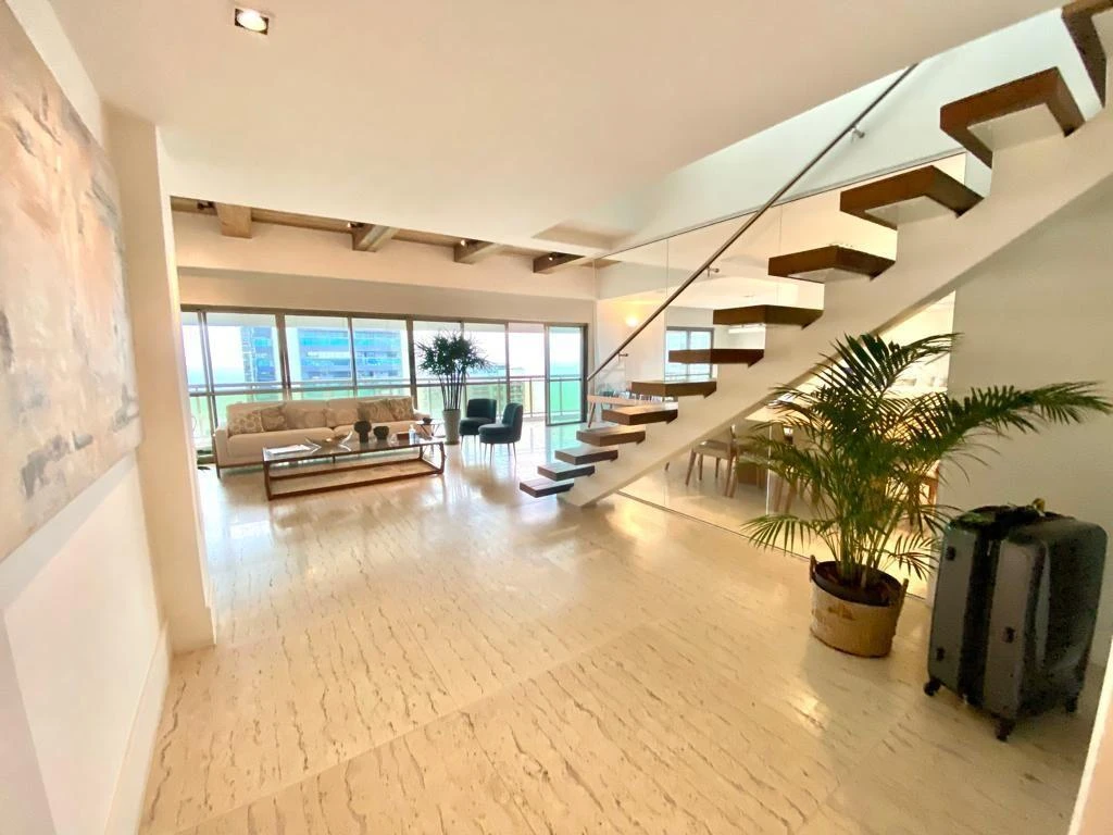 Furnished penthouse with balcony and open-plan kitchen — photo 7