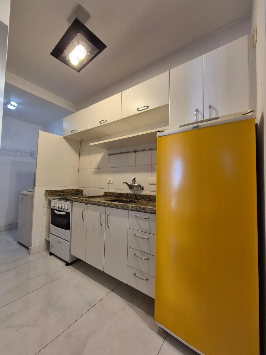 Apartamento de 1 quarto com máquina de lavar, Bigorrilho — photo 17