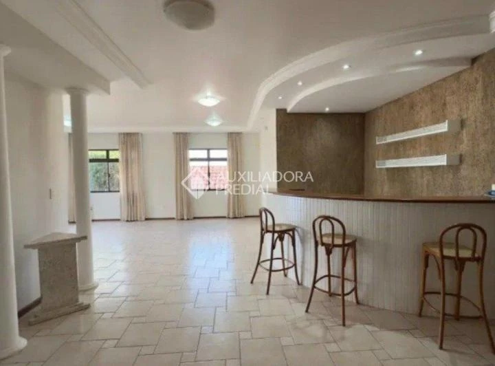 Casa para locação com 4 quartos e 816 m² — photo 8