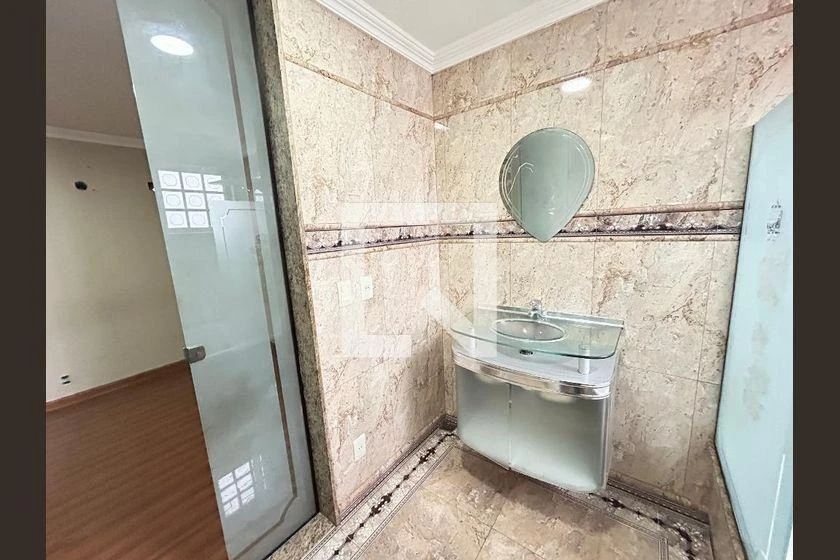 Casa com 3 quartos, suíte e cozinha a gás, 200 m² — photo 35