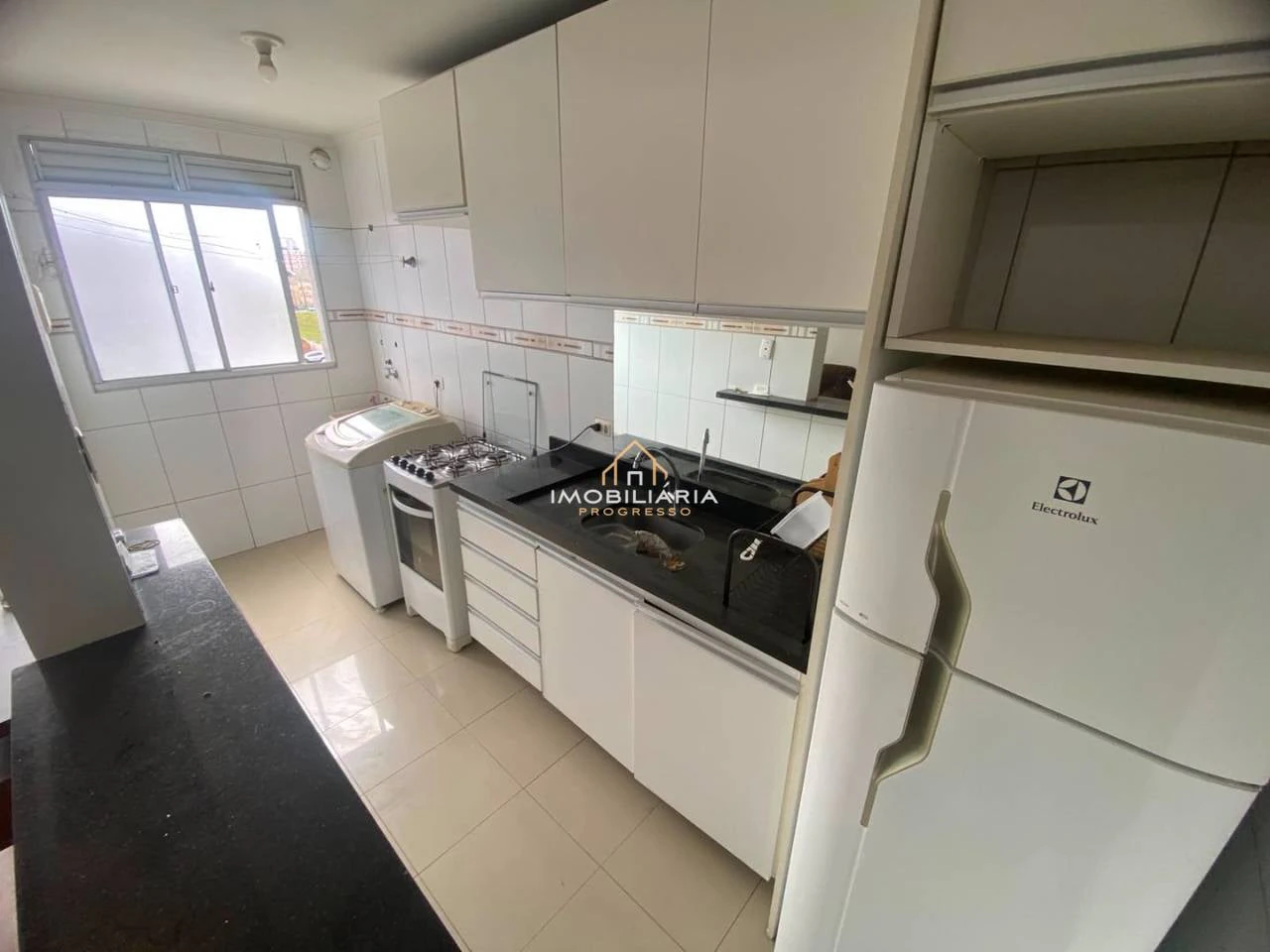 Furnished 2-bedroom apartment with 2 bathrooms — photo 2