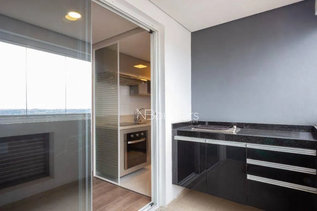 2-bedroom apartment with suite, balcony and private BBQ — photo 9