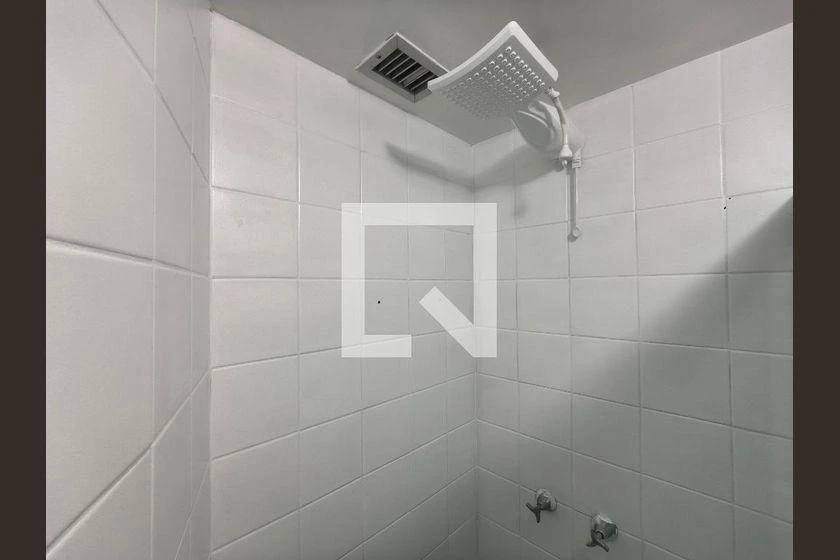 Квартира з 2 спальнями та робочим місцем — photo 25