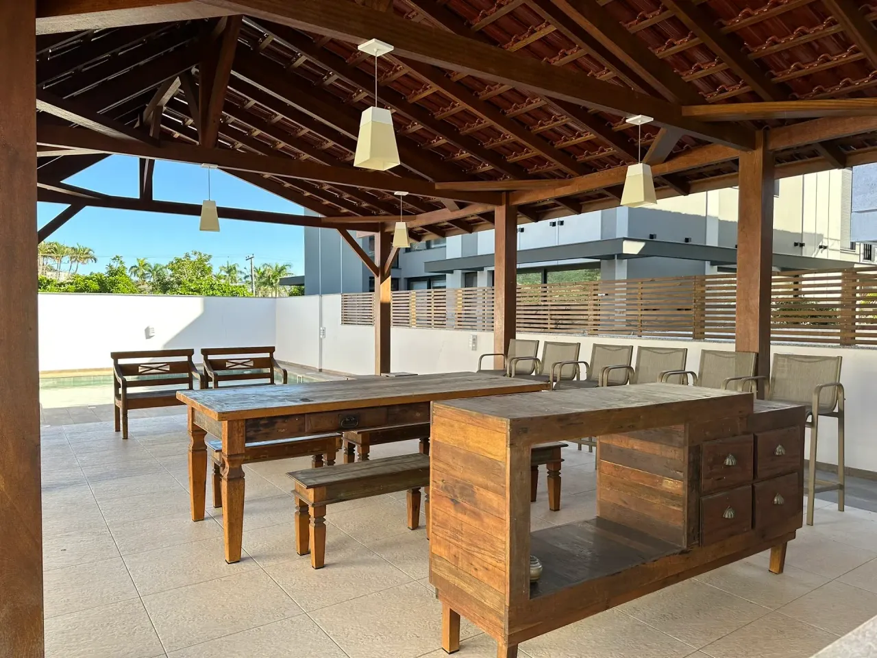 House with 5 bedrooms and a grill on the balcony — photo 10