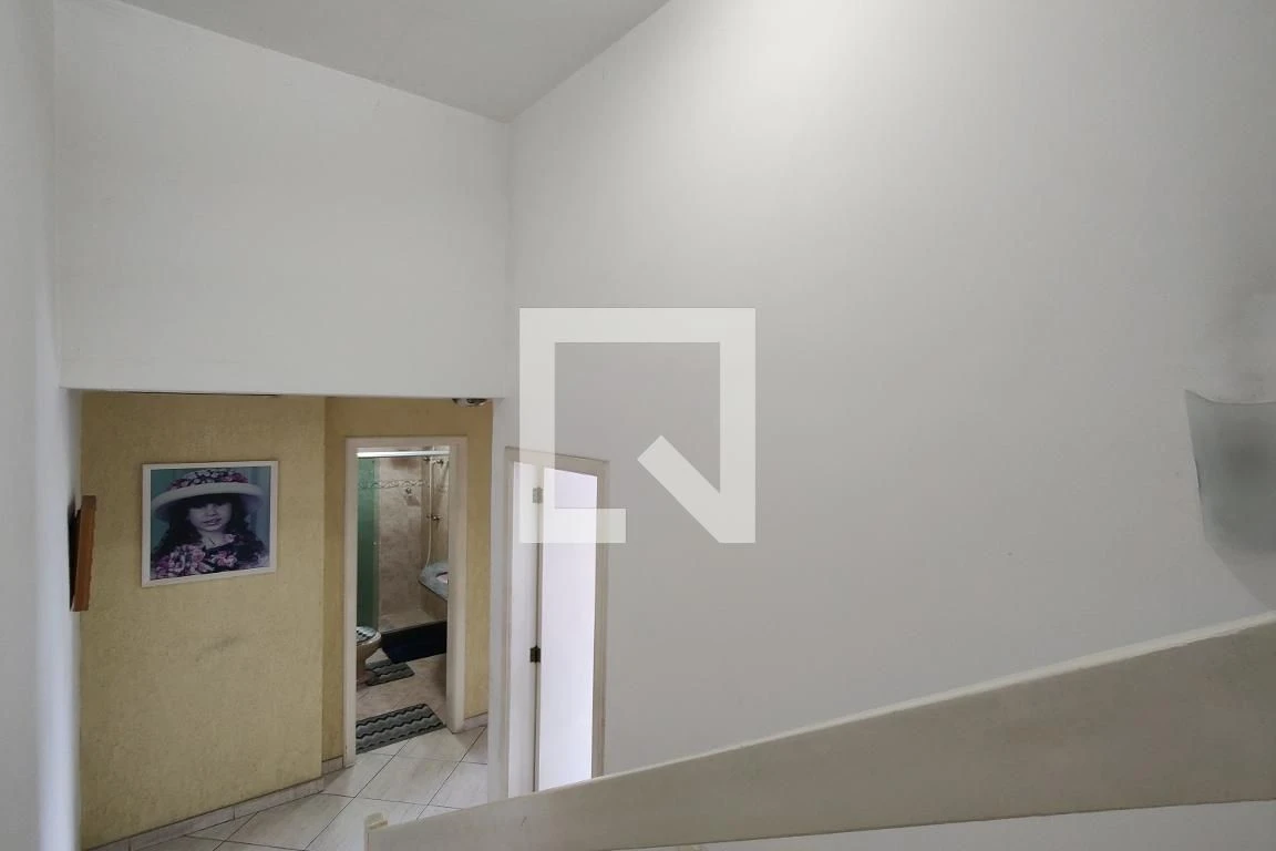 Casa mobiliada com 3 quartos, varanda e 3 banheiros — photo 45
