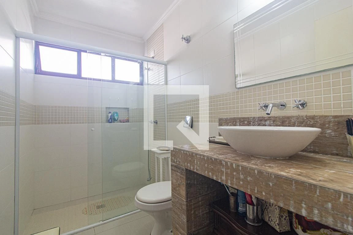 Ванна та 4 спальні: будинок 350 м² — photo 35