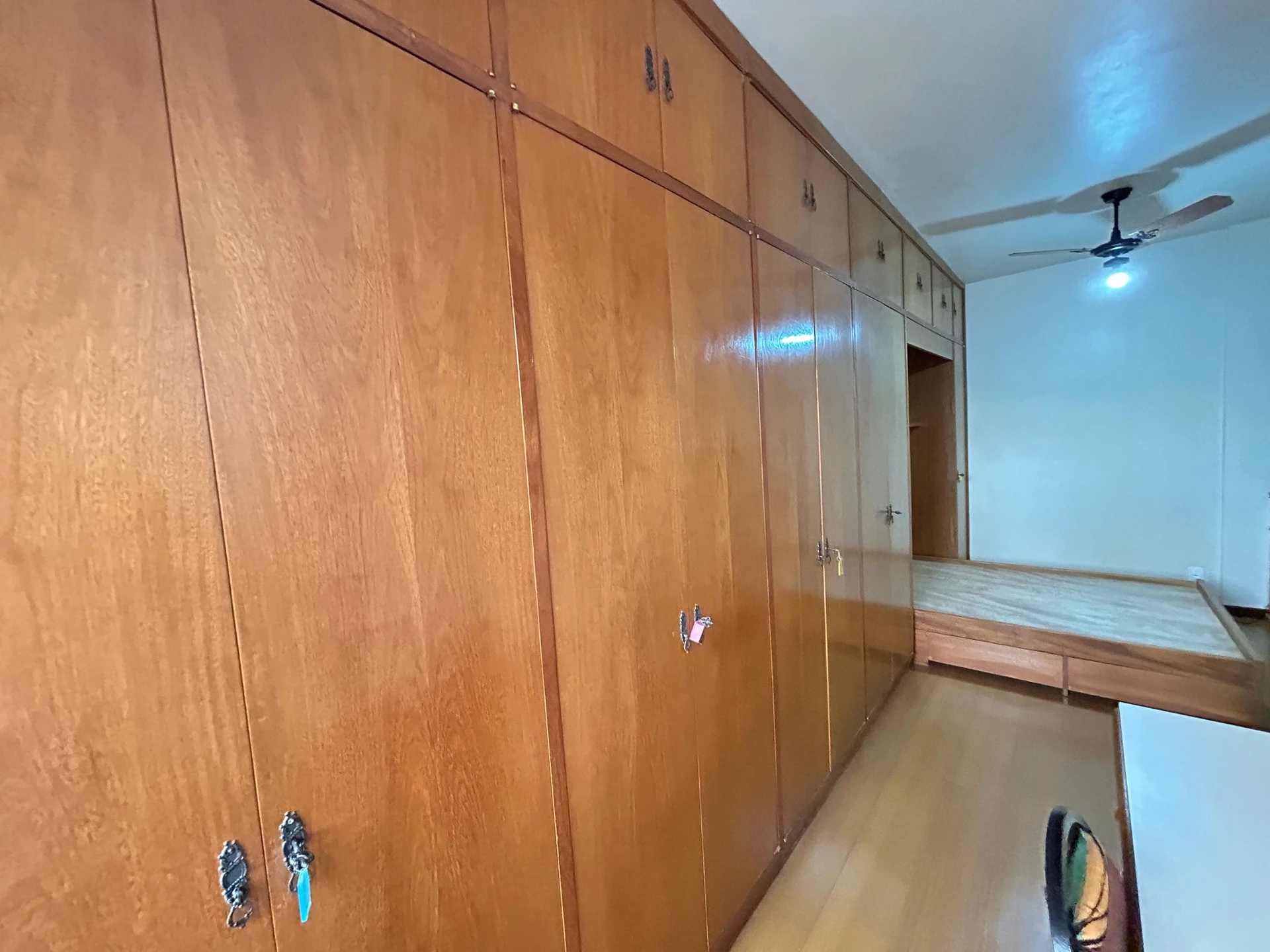 Apartamento com 3 quartos e suíte em bom estado — photo 46