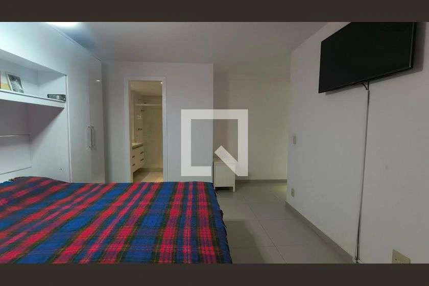 Top-floor duplex with 326 m², 5 bedrooms and 3 parking — photo 7