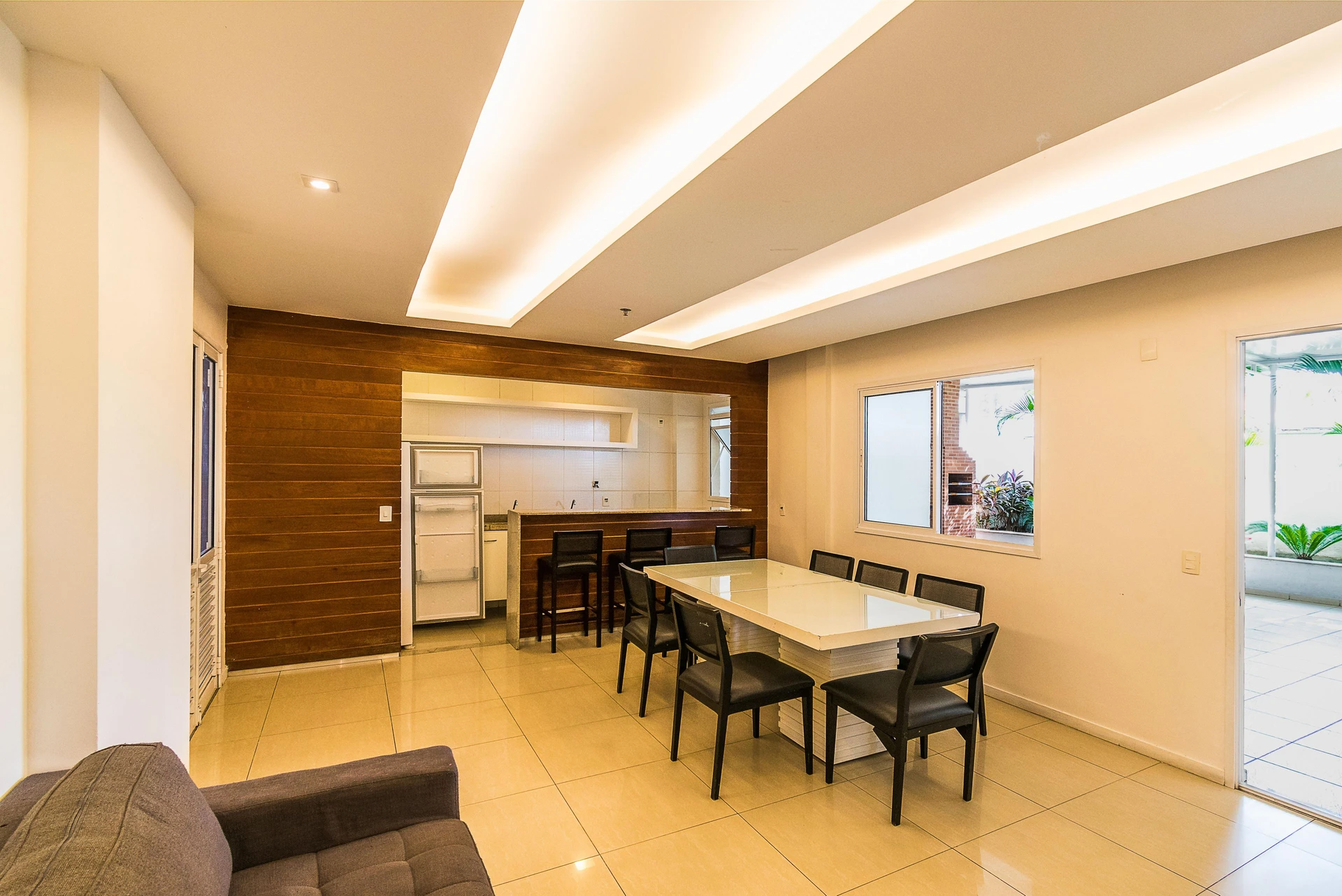 Furnished 3-bedroom apartment with 1 en-suite and balcony — photo 19