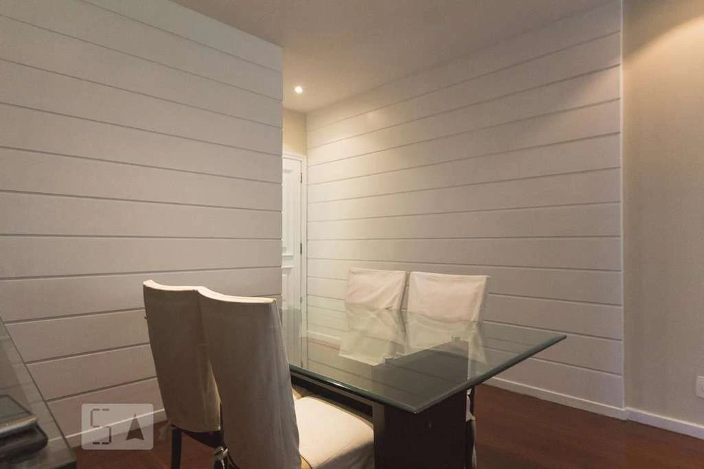 142 m² apartment with 3 bedrooms and 2 parking spaces