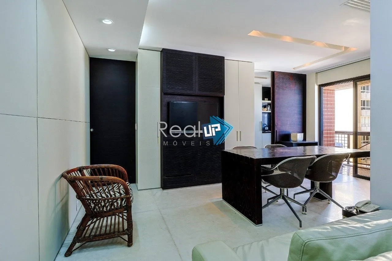 2-bedroom apartment with 2 bathrooms and 1 parking space — photo 13