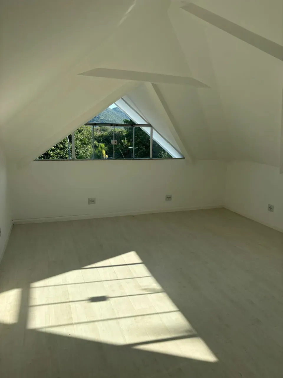 Furnished triplex house 280 m² with 3 bedrooms and 5 baths — photo 10