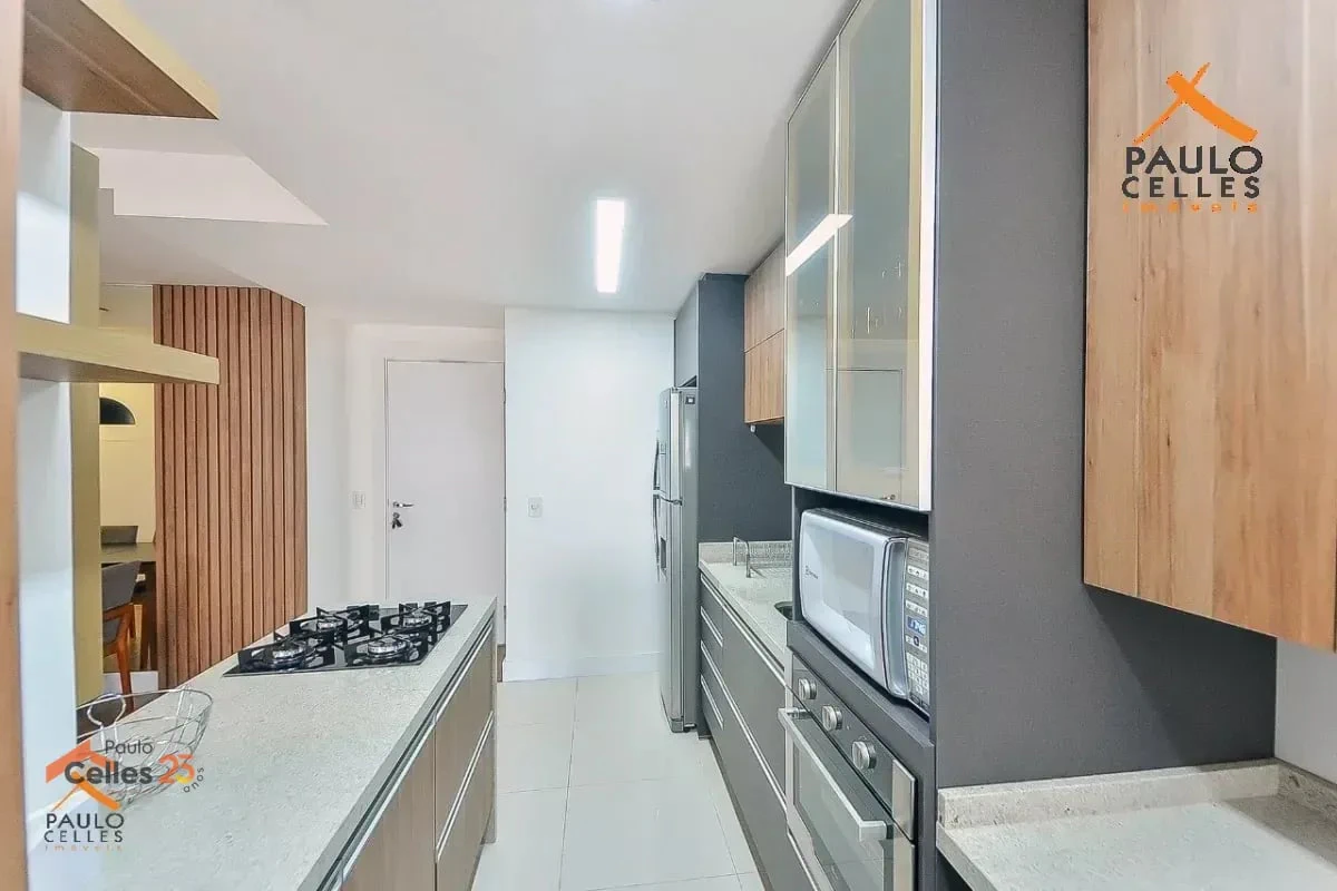 Home office in a 2-bedroom apartment, 73 m² — photo 3