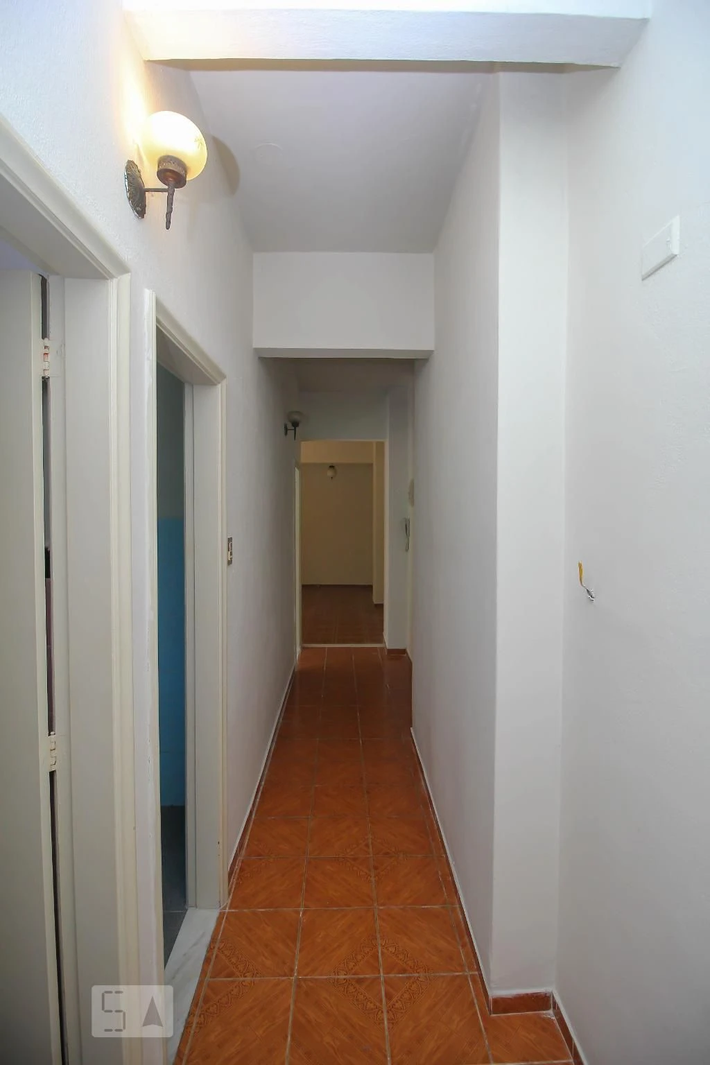 Unfurnished 2-bedroom apartment with 1 bathroom — photo 22