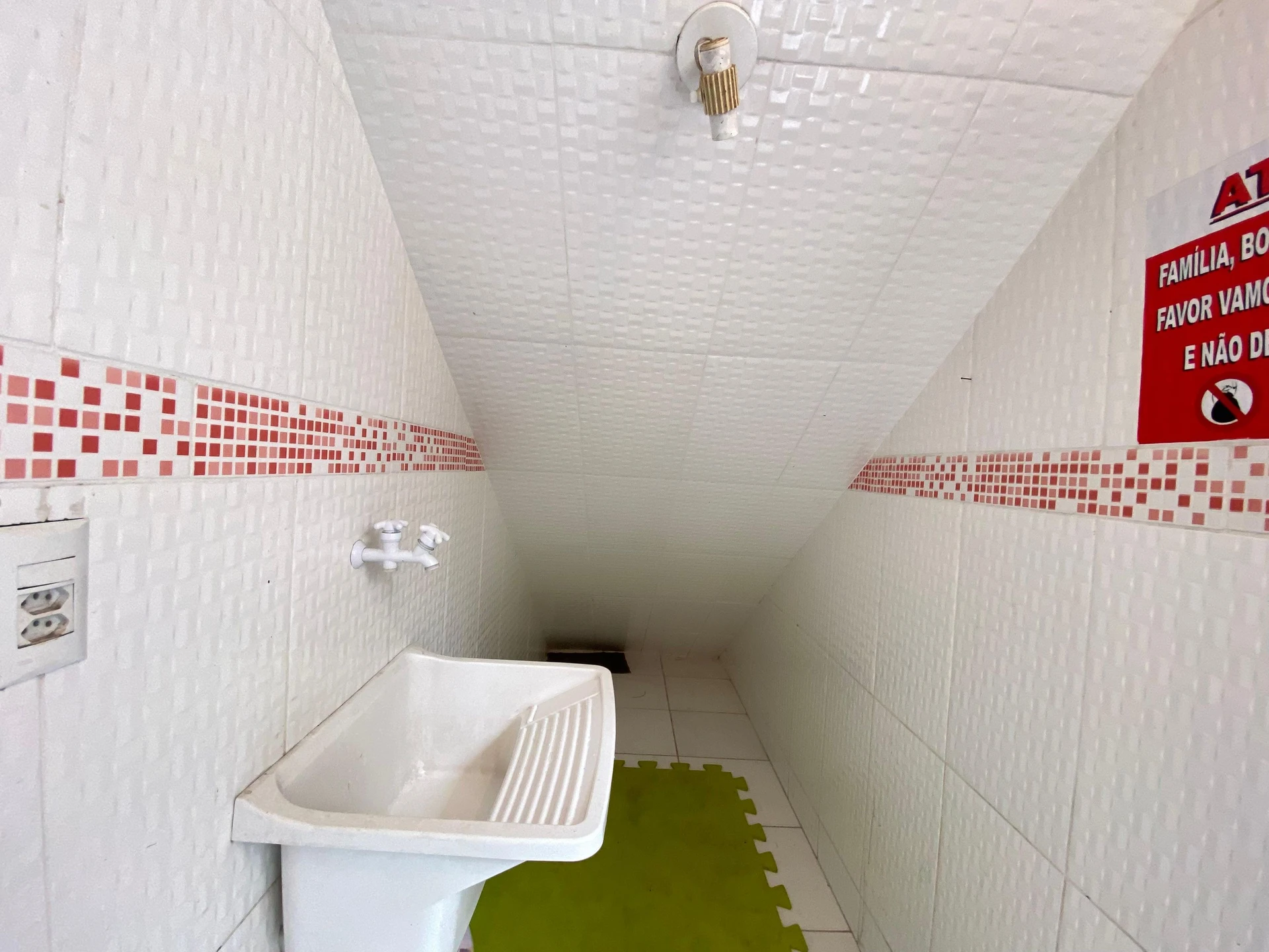 Casa sin amueblar con 1 dormitorio y 1 plaza de aparcamiento — photo 8