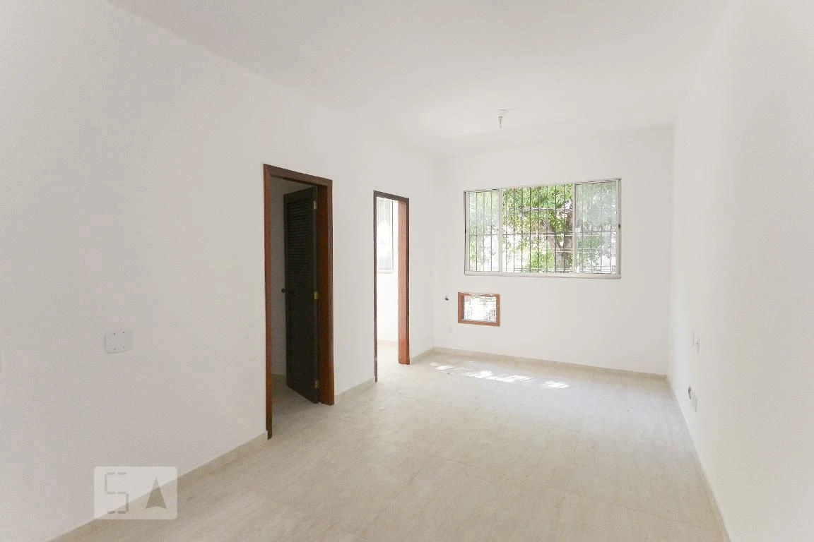 House for rent with 5 bedrooms and 2 bathrooms