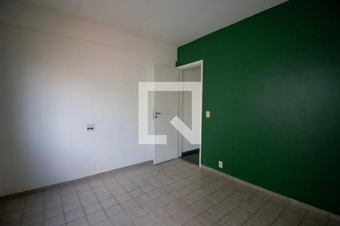 3-bedroom apartment with balcony and 2 parking spots — photo 17