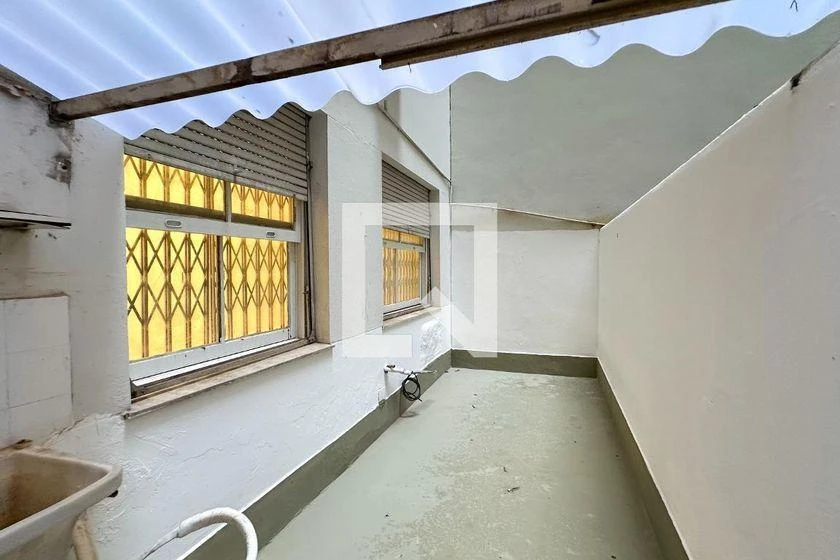Деревянный пол или ламинат и 4 спальни: квартира 168 м² — photo 38