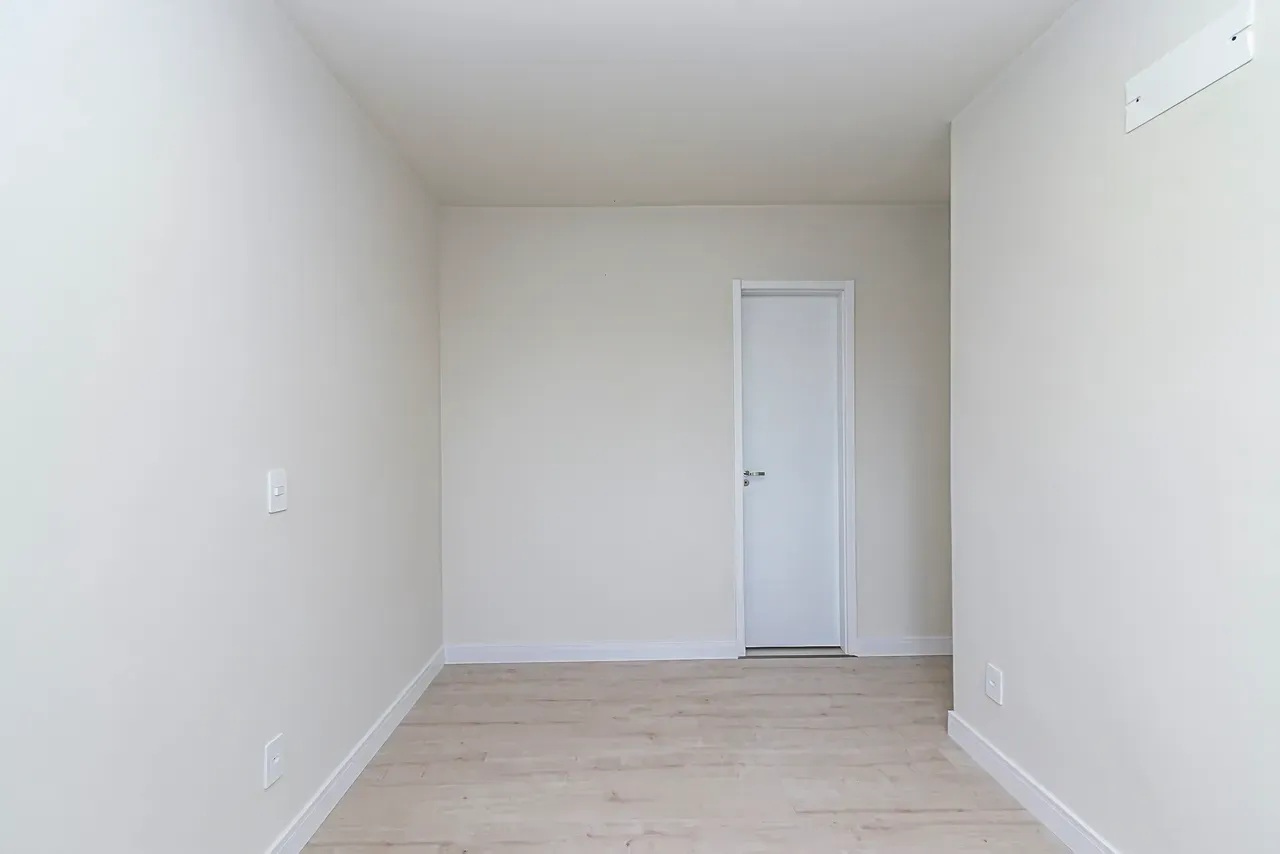 Apartment on the 3rd floor with a park view — photo 23