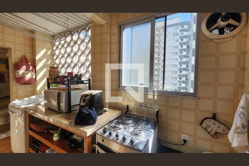 Затишна мебльована квартира з 3 спальнями й 1 ванною — photo 6