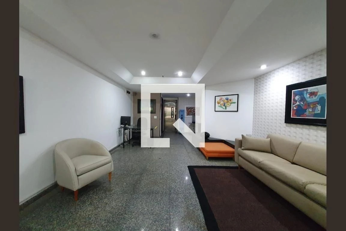 4-bedroom apartment in a building with a sauna — photo 8